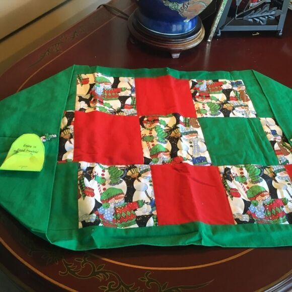 Handmade Holiday Runner NWOT - Picture 1 of 7